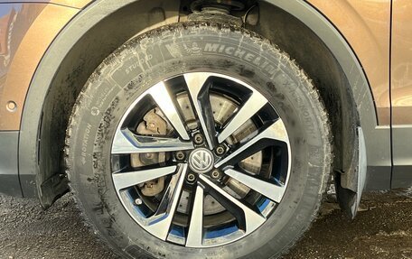 Volkswagen Tiguan II, 2019 год, 2 549 000 рублей, 18 фотография