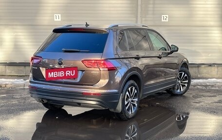 Volkswagen Tiguan II, 2019 год, 2 549 000 рублей, 5 фотография