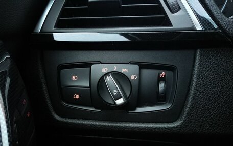 BMW 3 серия, 2017 год, 2 477 000 рублей, 10 фотография