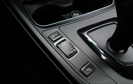 BMW 3 серия, 2017 год, 2 477 000 рублей, 16 фотография