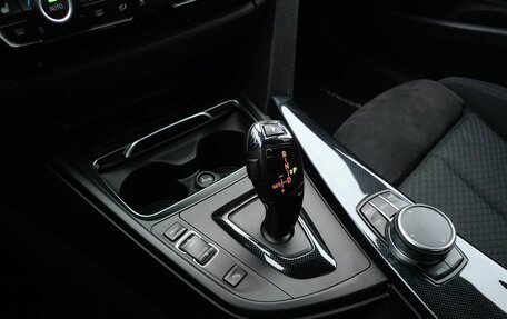 BMW 3 серия, 2017 год, 2 477 000 рублей, 14 фотография