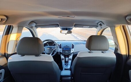 Chevrolet Cruze II, 2014 год, 660 000 рублей, 9 фотография