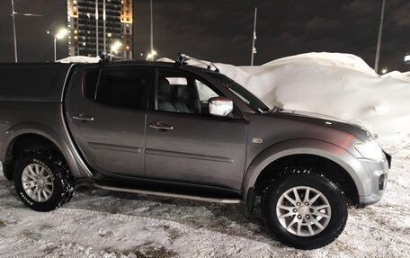 Mitsubishi L200 IV рестайлинг, 2014 год, 1 480 000 рублей, 2 фотография