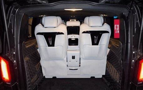 Mercedes-Benz V-Класс, 2019 год, 5 500 000 рублей, 7 фотография