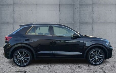 Volkswagen T-Roc I, 2023 год, 1 838 000 рублей, 6 фотография