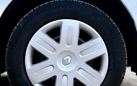 Renault Logan II, 2016 год, 749 990 рублей, 7 фотография