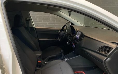 Hyundai Solaris II рестайлинг, 2021 год, 1 400 000 рублей, 10 фотография