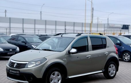 Renault Sandero I, 2014 год, 799 990 рублей, 3 фотография