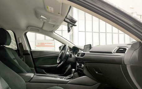 Mazda 6, 2018 год, 1 950 000 рублей, 13 фотография