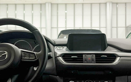 Mazda 6, 2018 год, 1 950 000 рублей, 18 фотография