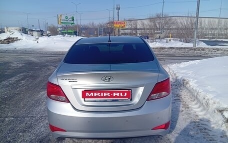 Hyundai Solaris II рестайлинг, 2016 год, 990 000 рублей, 3 фотография