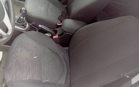 Hyundai Solaris II рестайлинг, 2016 год, 990 000 рублей, 13 фотография