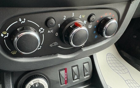 Renault Duster I рестайлинг, 2017 год, 1 220 000 рублей, 11 фотография