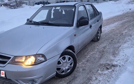 Daewoo Nexia I рестайлинг, 2010 год, 195 000 рублей, 2 фотография