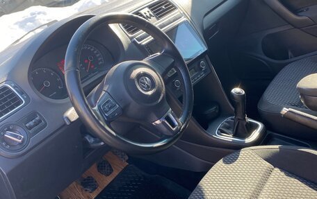 Volkswagen Polo VI (EU Market), 2011 год, 650 000 рублей, 15 фотография