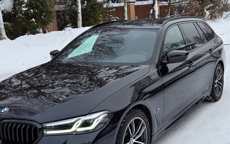 BMW 5 серия, 2021 год, 4 950 000 рублей, 2 фотография