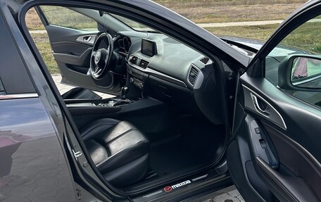 Mazda 3, 2018 год, 1 550 000 рублей, 10 фотография