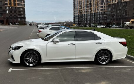 Toyota Crown, 2017 год, 2 750 000 рублей, 5 фотография