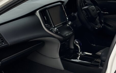 Toyota Crown, 2017 год, 2 750 000 рублей, 9 фотография