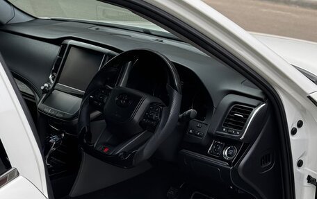 Toyota Crown, 2017 год, 2 750 000 рублей, 8 фотография