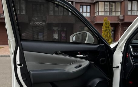 Toyota Crown, 2017 год, 2 750 000 рублей, 10 фотография