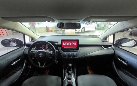 Toyota Corolla, 2022 год, 1 590 000 рублей, 10 фотография