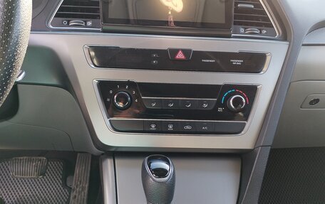 Hyundai Sonata VII, 2015 год, 1 500 000 рублей, 11 фотография