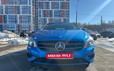 Mercedes-Benz A-Класс, 2015 год, 1 800 000 рублей, 7 фотография