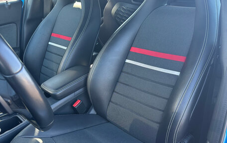 Mercedes-Benz A-Класс, 2015 год, 1 800 000 рублей, 13 фотография