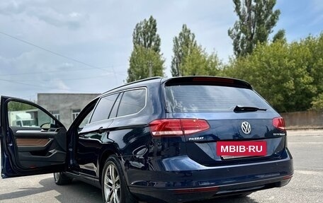 Volkswagen Passat B8 рестайлинг, 2015 год, 1 690 000 рублей, 3 фотография