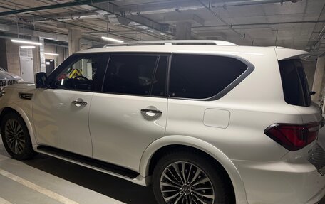 Infiniti QX80 I рестайлинг, 2021 год, 9 000 000 рублей, 4 фотография