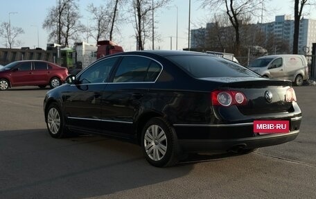 Volkswagen Passat B6, 2007 год, 590 000 рублей, 2 фотография