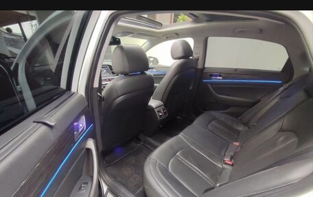 Hyundai Sonata VII, 2019 год, 1 750 000 рублей, 10 фотография