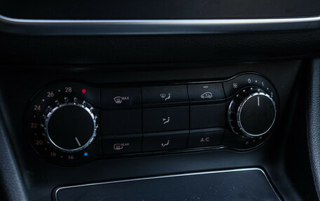 Mercedes-Benz GLA, 2017 год, 2 630 000 рублей, 16 фотография