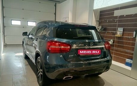 Mercedes-Benz GLA, 2019 год, 1 949 000 рублей, 6 фотография