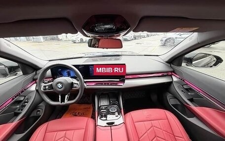 BMW 5 серия, 2025 год, 7 214 000 рублей, 9 фотография