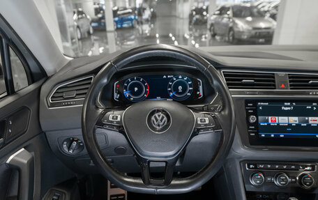 Volkswagen Tiguan II, 2019 год, 2 580 000 рублей, 10 фотография