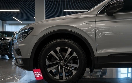 Volkswagen Tiguan II, 2019 год, 2 580 000 рублей, 26 фотография