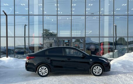 KIA Rio IV, 2018 год, 894 000 рублей, 6 фотография