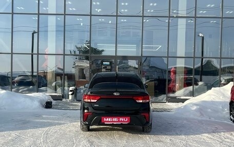 KIA Rio IV, 2018 год, 894 000 рублей, 4 фотография