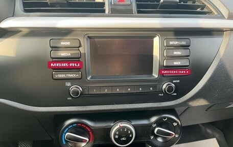 KIA Rio IV, 2018 год, 894 000 рублей, 18 фотография