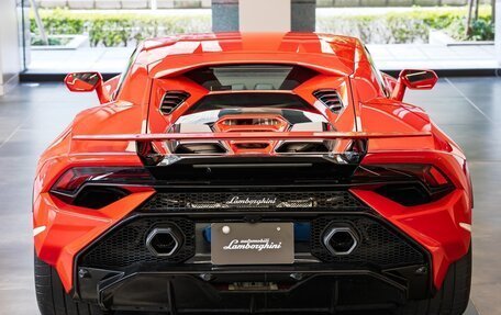 Lamborghini Huracán, 2023 год, 29 600 000 рублей, 5 фотография