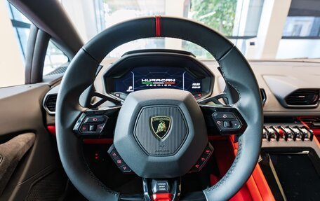 Lamborghini Huracán, 2023 год, 29 600 000 рублей, 16 фотография