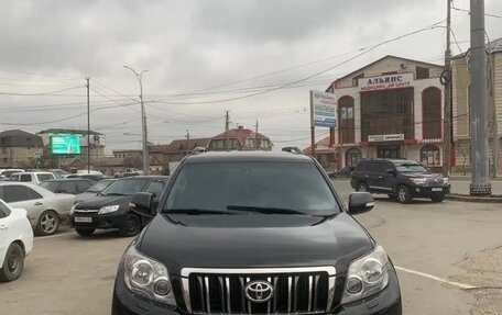 Toyota Land Cruiser Prado 150 рестайлинг 2, 2012 год, 3 100 000 рублей, 2 фотография