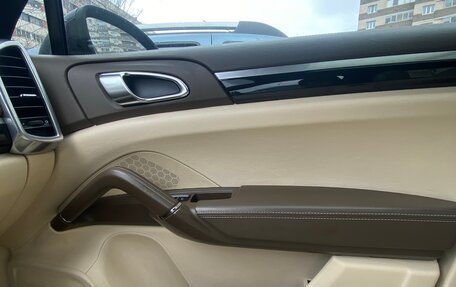 Porsche Cayenne III, 2011 год, 2 750 000 рублей, 13 фотография