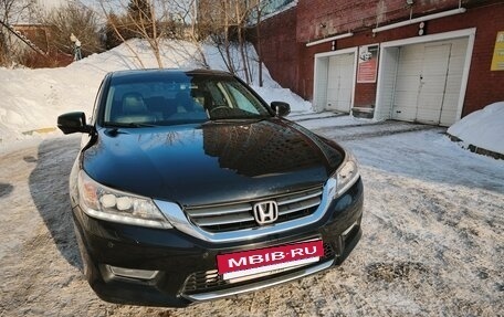 Honda Accord IX рестайлинг, 2013 год, 1 549 000 рублей, 2 фотография