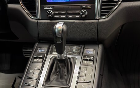 Porsche Macan I рестайлинг, 2017 год, 4 444 444 рублей, 16 фотография