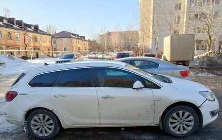 Opel Astra J, 2012 год, 600 000 рублей, 5 фотография