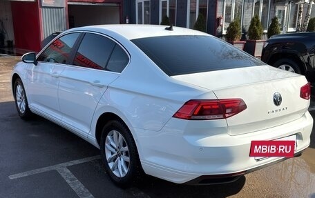 Volkswagen Passat B8 рестайлинг, 2020 год, 2 400 000 рублей, 3 фотография