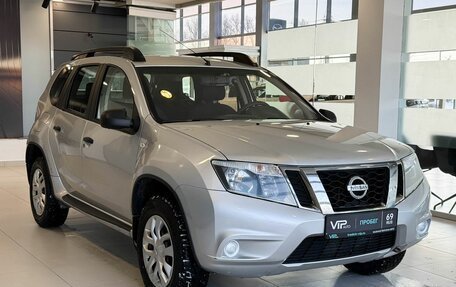 Nissan Terrano III, 2017 год, 1 135 000 рублей, 3 фотография